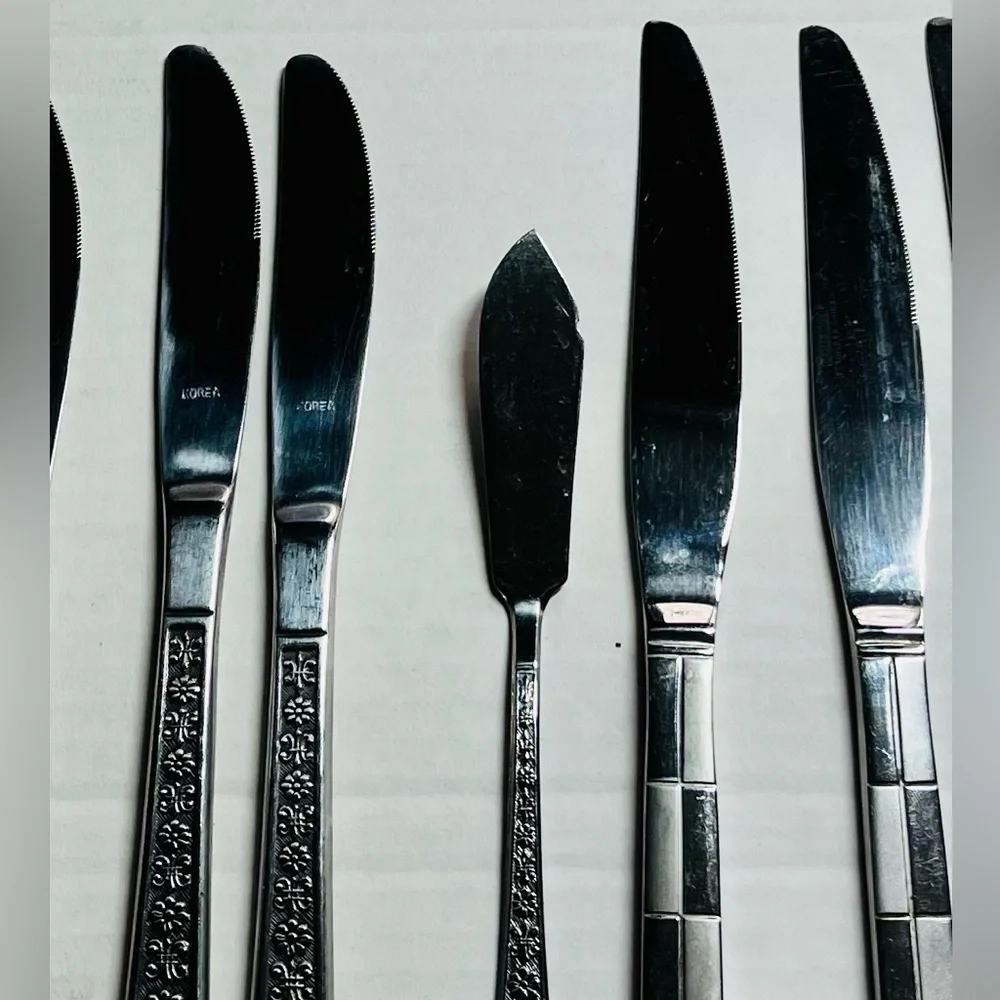 VINTAGE FLATWARE CAMBRIDGE LANDSCAPE & INTERPUR FLORENZ DINNER KNIVES (TOTAL 9)